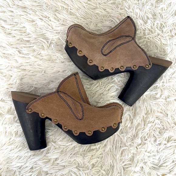 Flogg Shoes - Flogg Suede Platforms Clogs Mules Size 8